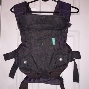 Infantino flip advanced 4-in-1 convertible carrier